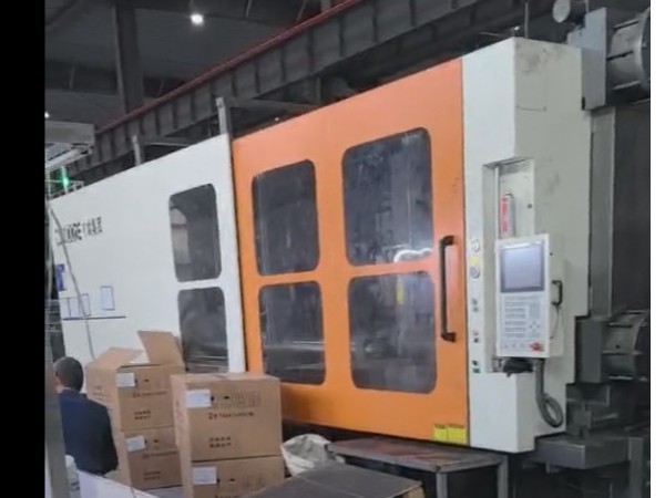 勝沃注塑機比亞迪汽車配套產(chǎn)品生產(chǎn)現(xiàn)場